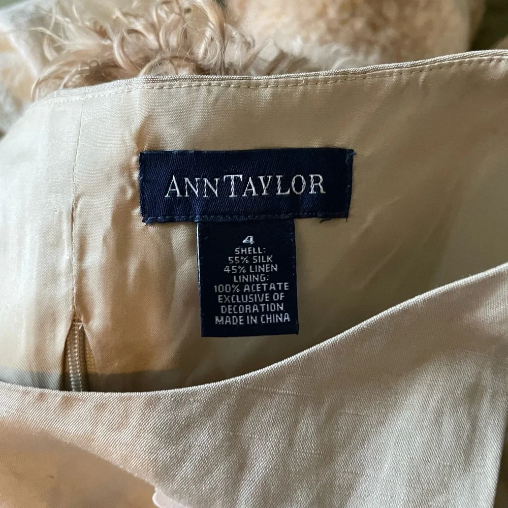 Ann Taylor floral embroidered Beige Silk Linen Skirt set - Picture 6 of 16